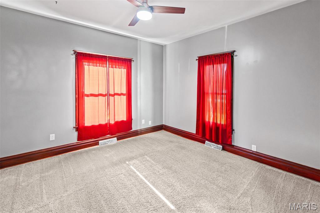 116 South 6th Street New Douglas, IL 62074 - Photo 8 of 45