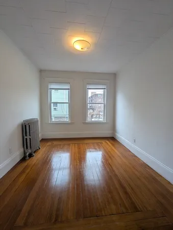 $2,900 | 22 Auburn Street, Unit 2, Malden, MA 02148