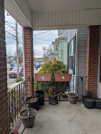 $2,900 | 22 Auburn Street, Unit 2, Malden, MA 02148