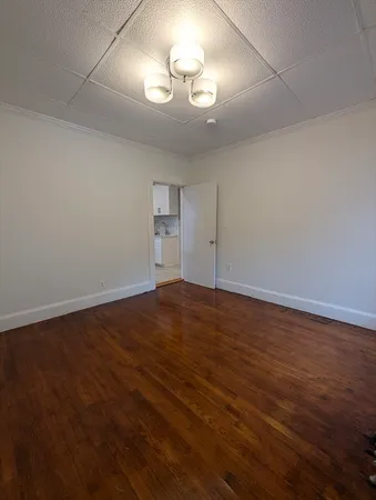 $2,900 | 22 Auburn Street, Unit 2, Malden, MA 02148