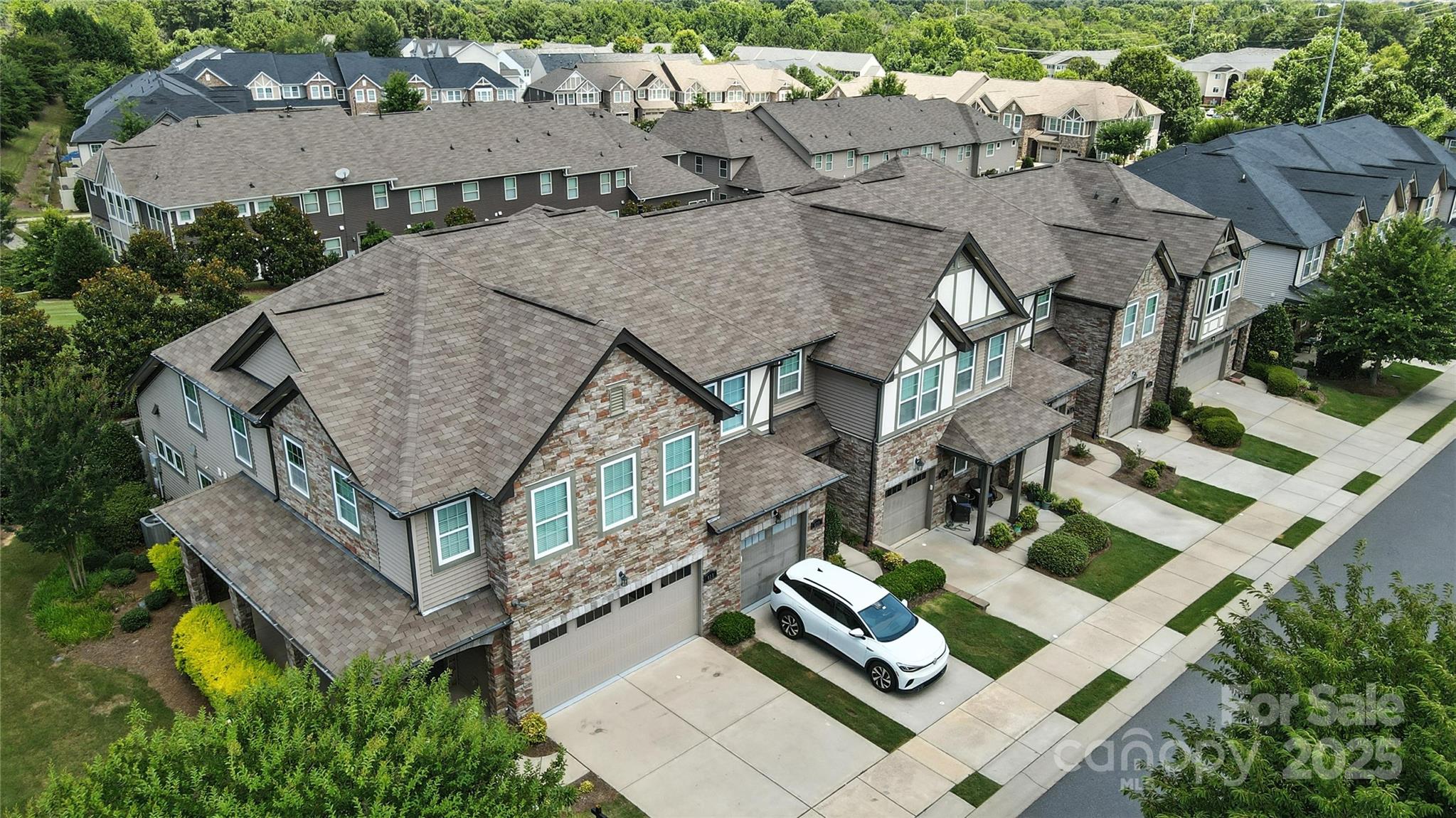 809 Ayrshire Avenue Fort Mill, SC 29708 - Photo 45 of 48 an aerial view of multiple houses with a yard