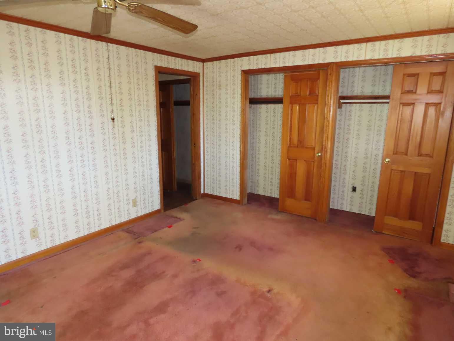 75 Elkside Road Elkton, MD 21921 - Photo 7 of 10 an empty room with windows