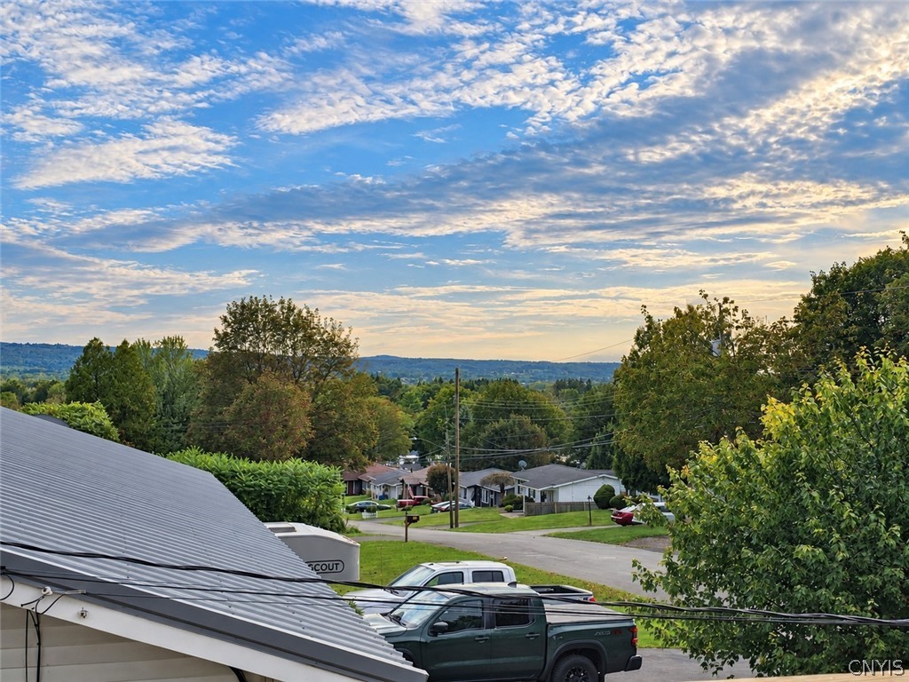 1300 Robin Road Utica, NY 13502 - Photo 6 of 30 Gallery Image 6
