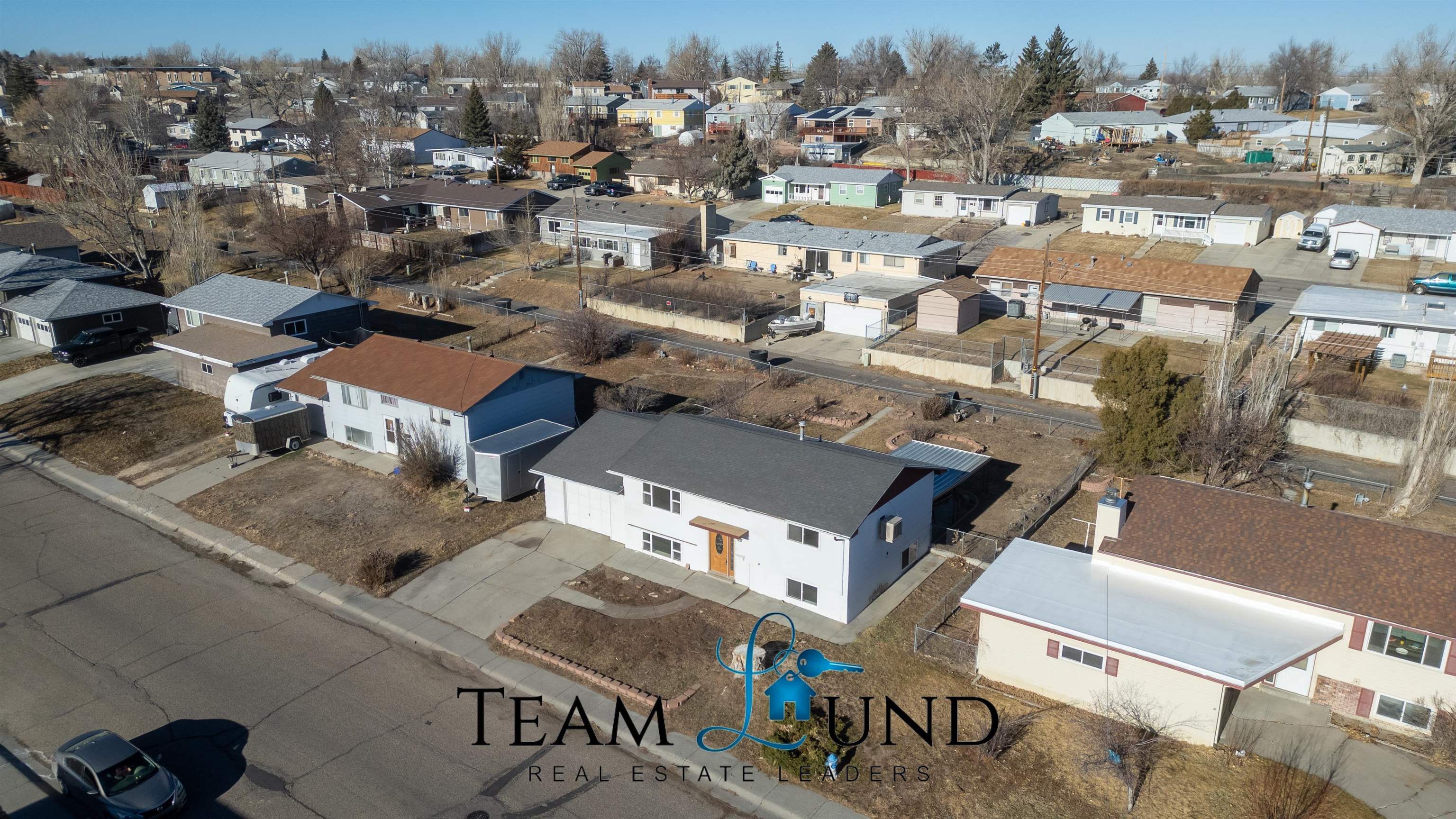 1746 Glendale Avenue Casper, WY 82601 - Photo 2 of 35