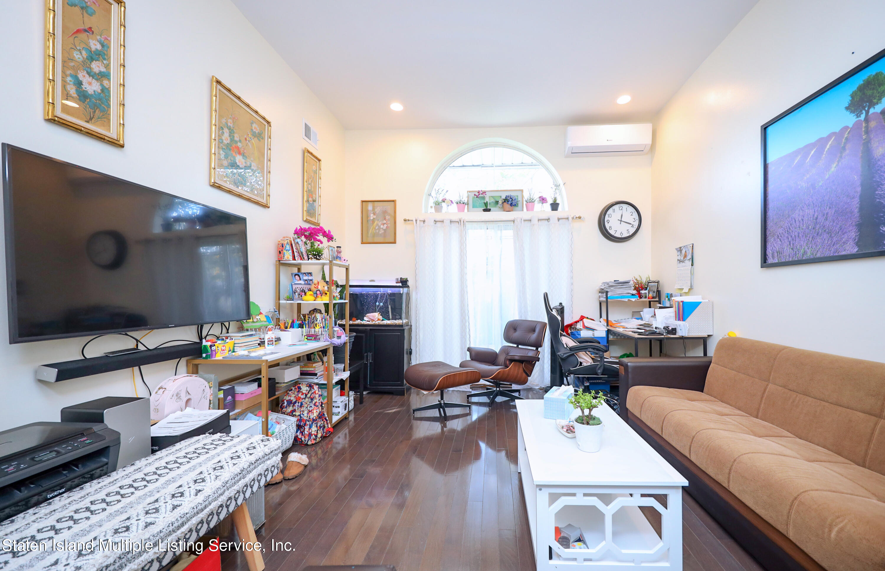 336 Arthur Kill Road Staten Island, NY 10308 - Photo 8 of 18 35F7D6A6-A03F-4B8F-9F32-0FC72552C02E