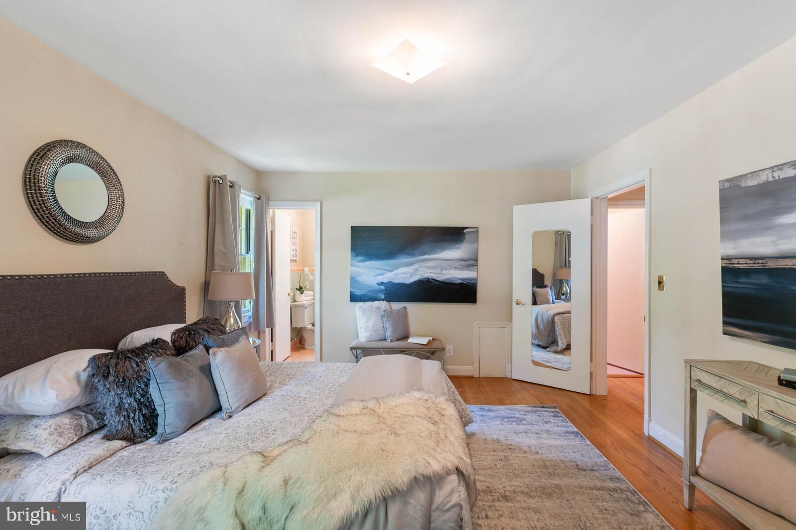 5825 Telegraph Road Alexandria, VA 22310 - Photo 22 of 37 Primary Bedroom