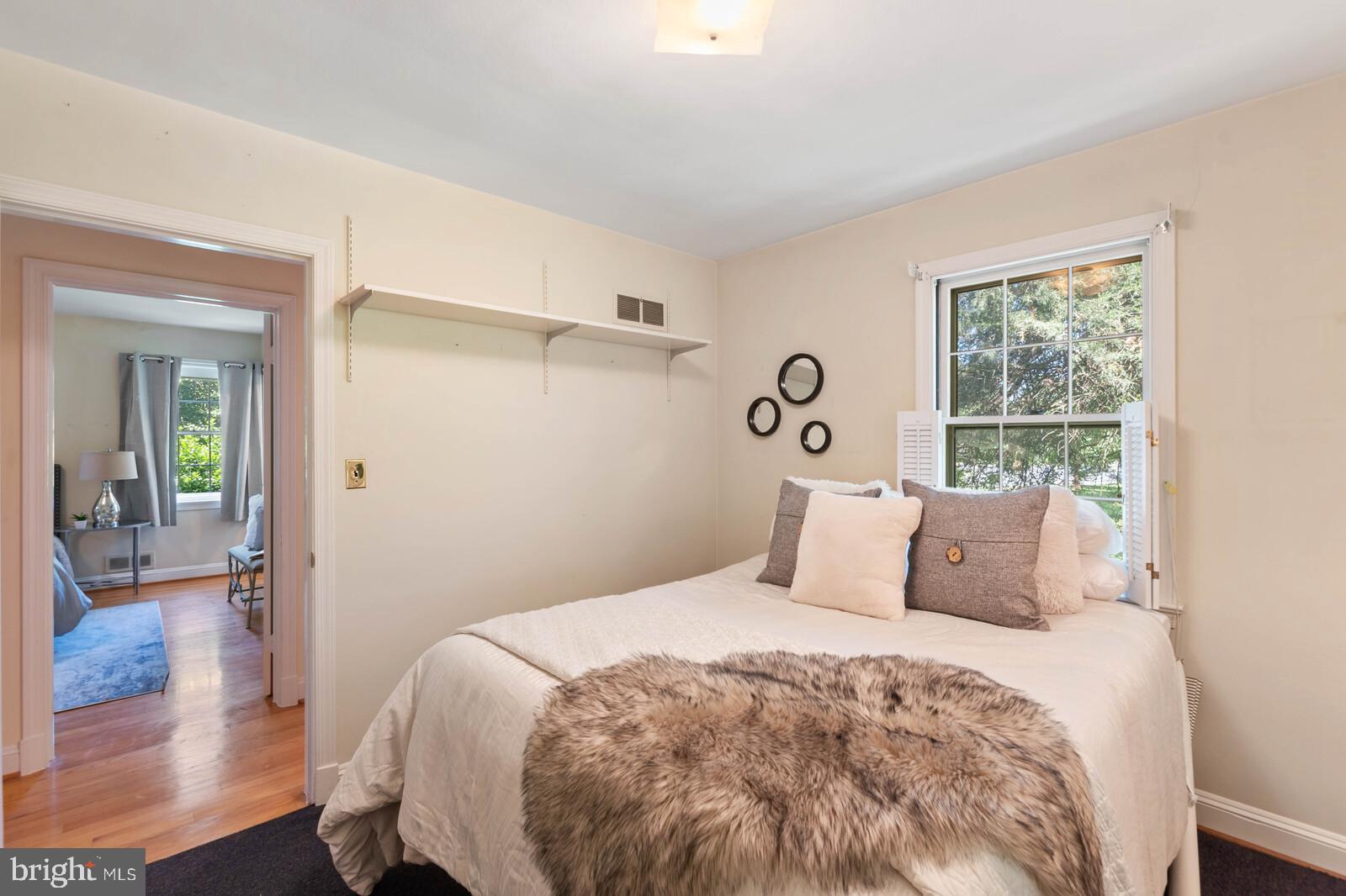 5825 Telegraph Road Alexandria, VA 22310 - Photo 25 of 37 Bedroom 2