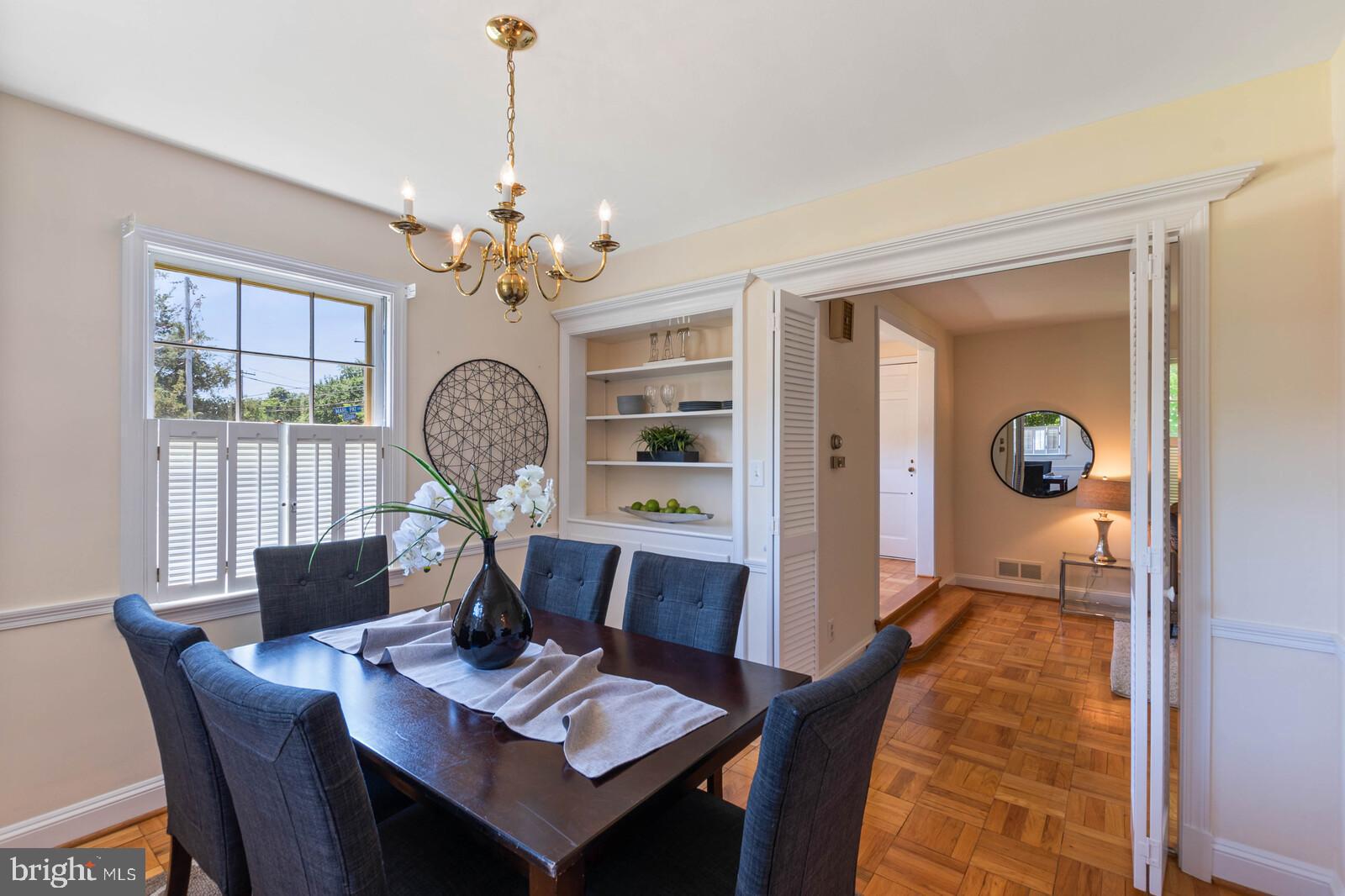 5825 Telegraph Road Alexandria, VA 22310 - Photo 4 of 37 Dining Room