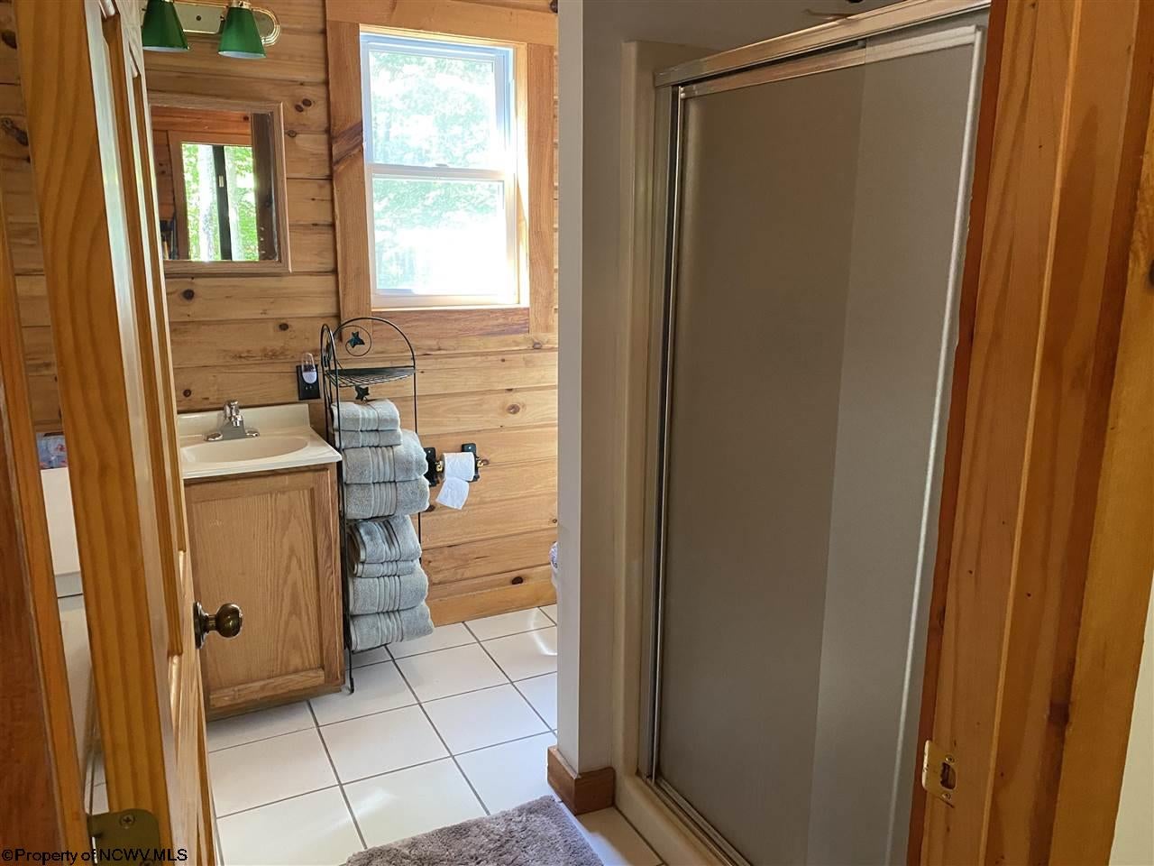 1809 Cabin Mountain Road Davis, WV 26260 - Photo 9 of 25 Gallery Image 9
