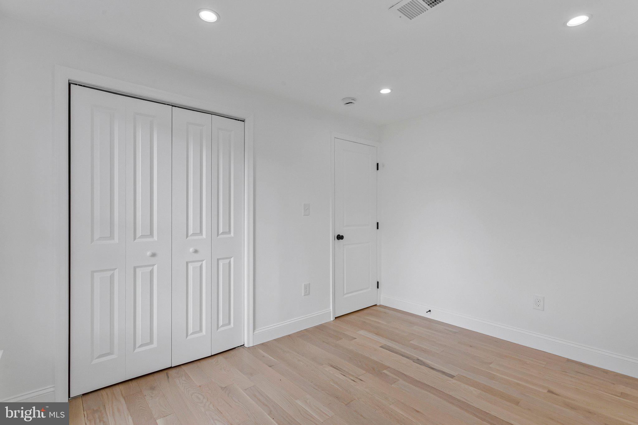 3365 Arundel On The Bay Road Annapolis, MD 21403 - Photo 20 of 47 Bedroom 2