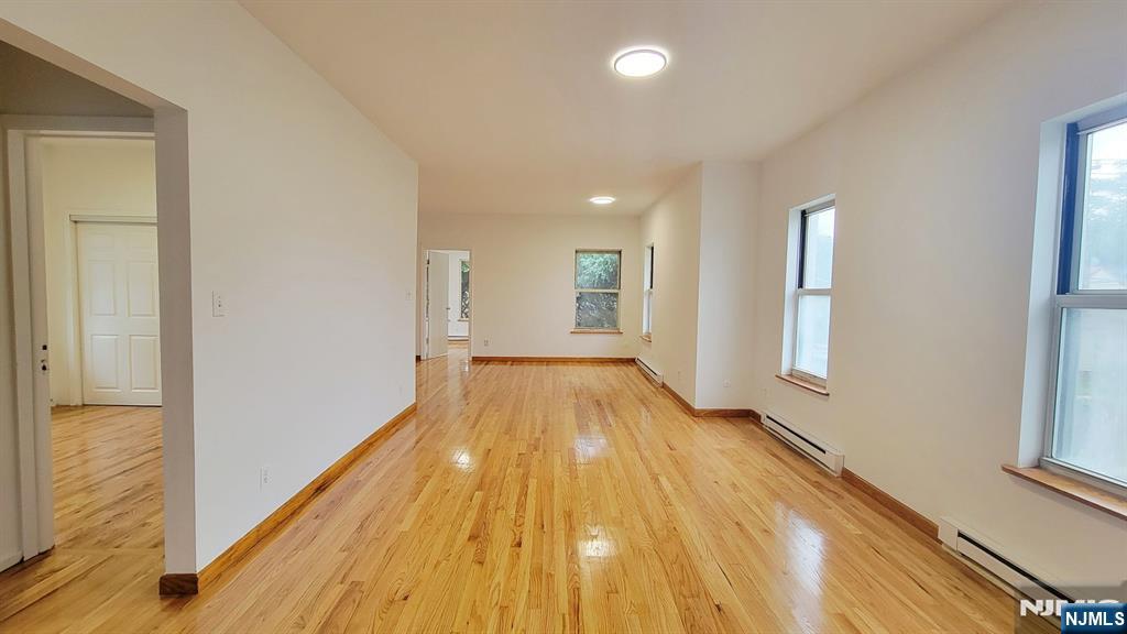 86 East Fort Lee Road, Unit 2 Teaneck, NJ 07666 - Photo 6 of 10