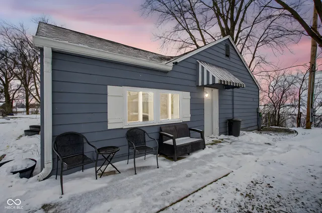 $275,000 | 4976 North 200 West, Greenfield, IN 46140