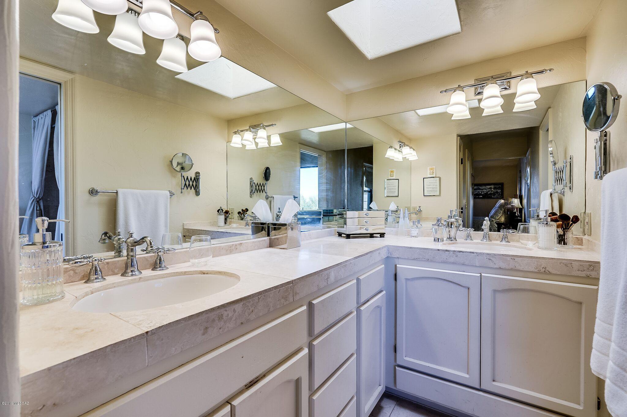 385 North Tanque Verde Loop Road Tucson, AZ 85748 - Photo 25 of 49 Gallery Image 25