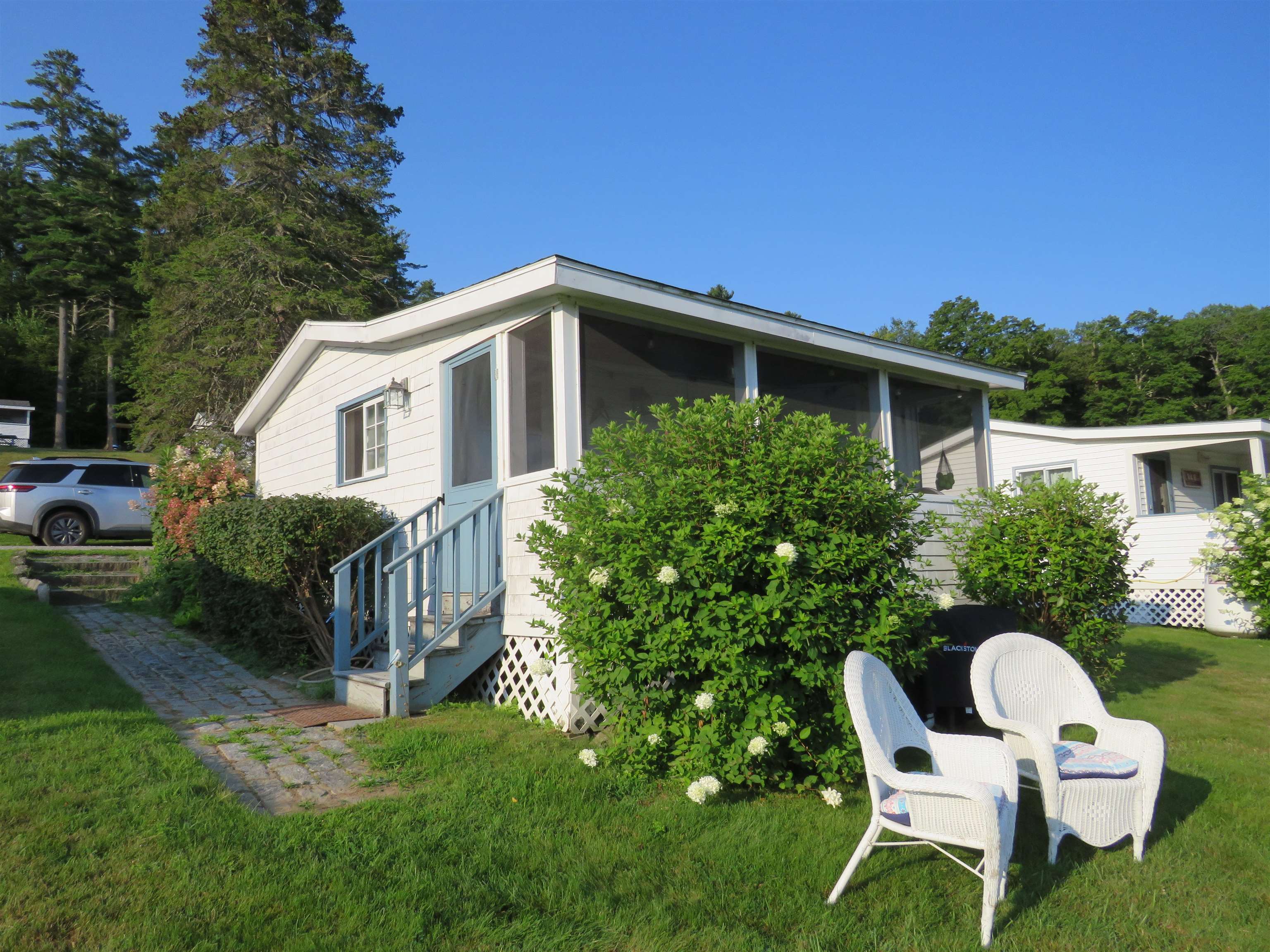 151 West Shore Road, Unit 4 Bristol, NH 03222 - Photo 2 of 39 Gallery Image 2