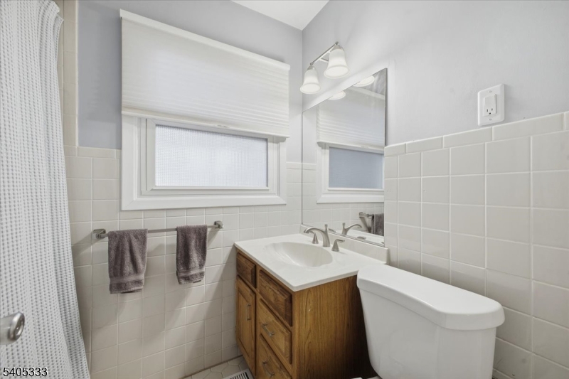 3 Cypress Road Somerset, NJ 08873 - Photo 17 of 33