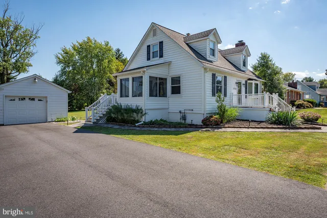 $444,999 | 11721 Hamilton Place, White Marsh, MD 21162