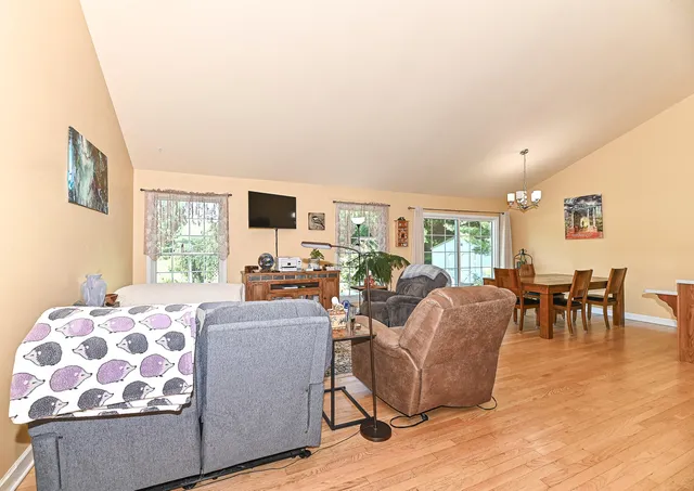 $550,000 | W5074 Hawk Road, La Grange, WI 53121