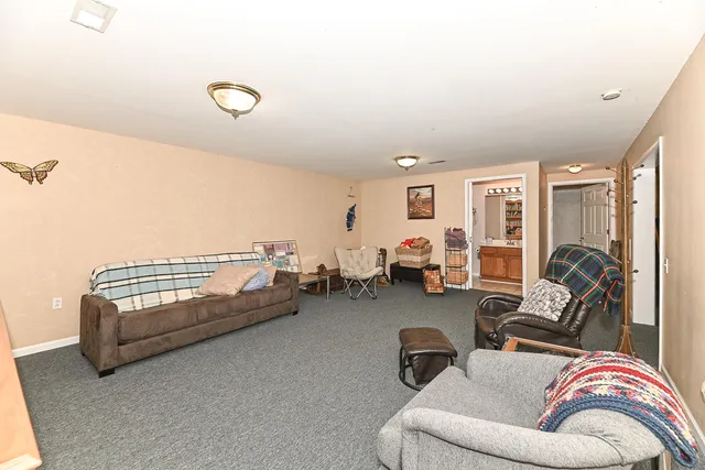 $550,000 | W5074 Hawk Road, La Grange, WI 53121