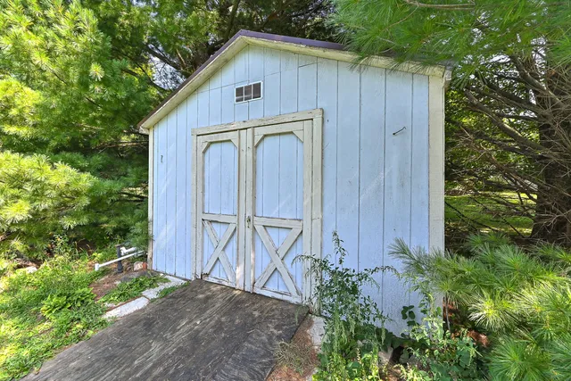 $550,000 | W5074 Hawk Road, La Grange, WI 53121