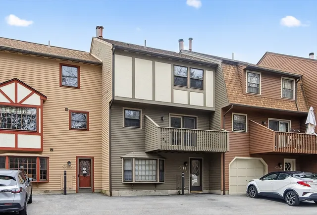 $2,500 | 11 Scotty Hollow Drive, Unit C, Chelmsford, MA 01863