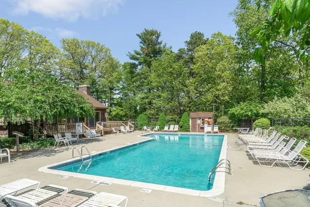 $2,500 | 11 Scotty Hollow Drive, Unit C, Chelmsford, MA 01863