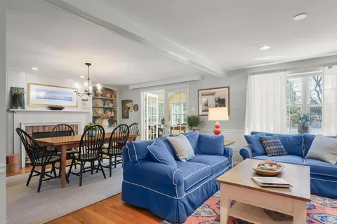 $1,150,000 | 170 Sturbridge Drive, Osterville, MA 02655