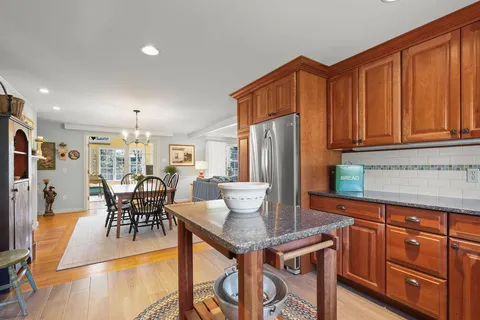 $1,150,000 | 170 Sturbridge Drive, Osterville, MA 02655