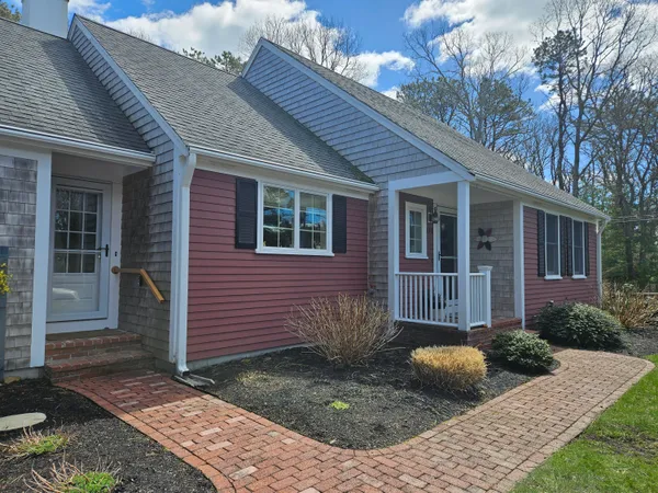 $1,150,000 | 170 Sturbridge Drive, Osterville, MA 02655