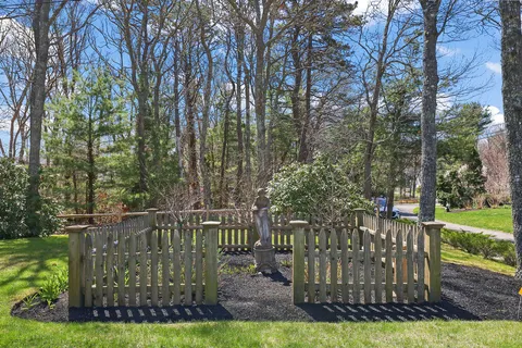 $1,150,000 | 170 Sturbridge Drive, Osterville, MA 02655