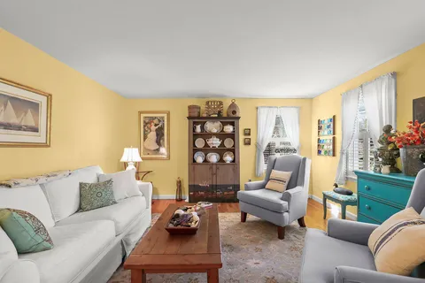 $1,150,000 | 170 Sturbridge Drive, Osterville, MA 02655