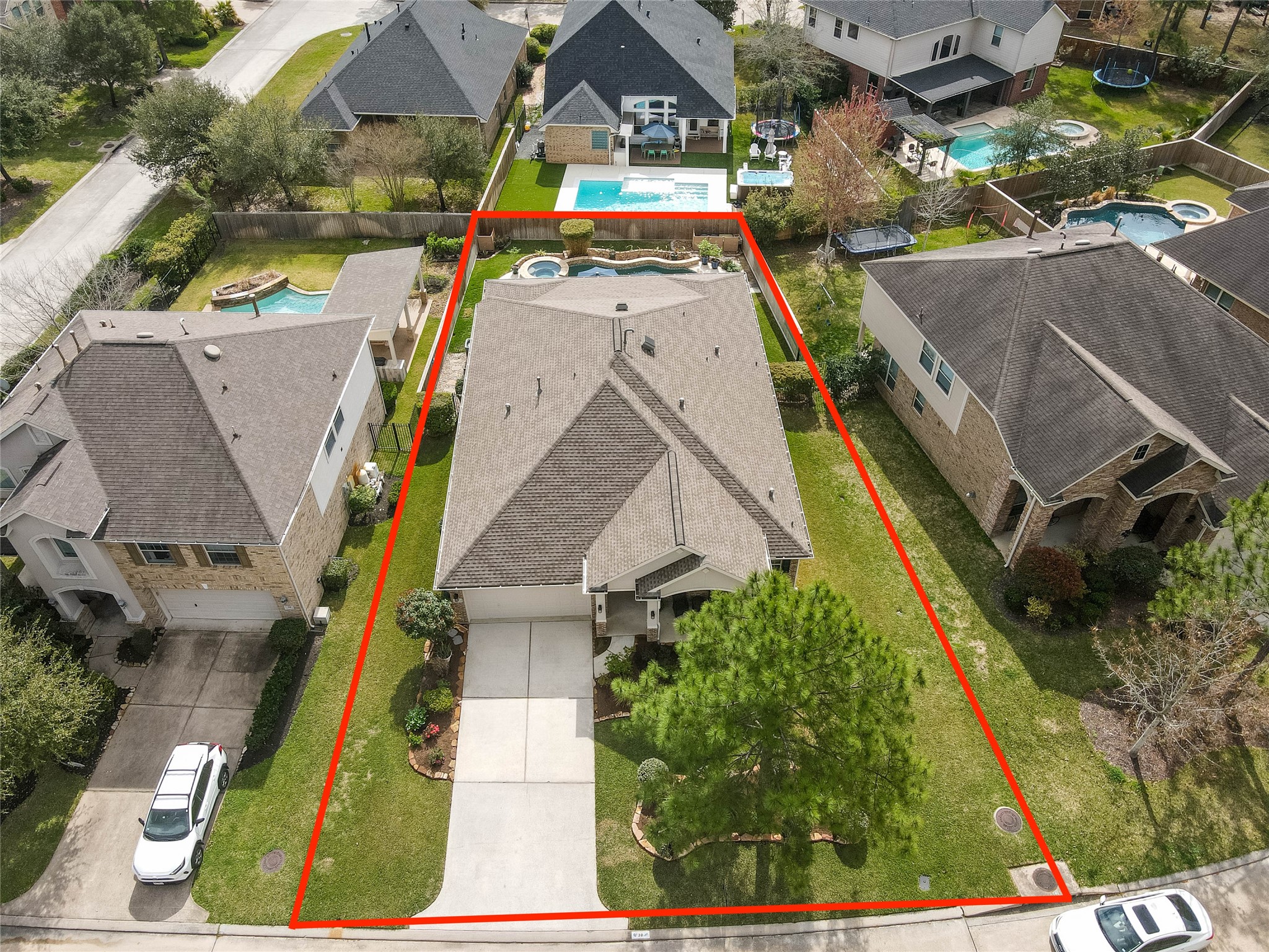 30 Fraiser Fir Place Spring, TX 77389 - Photo 32 of 35 an aerial view of a house with a yard