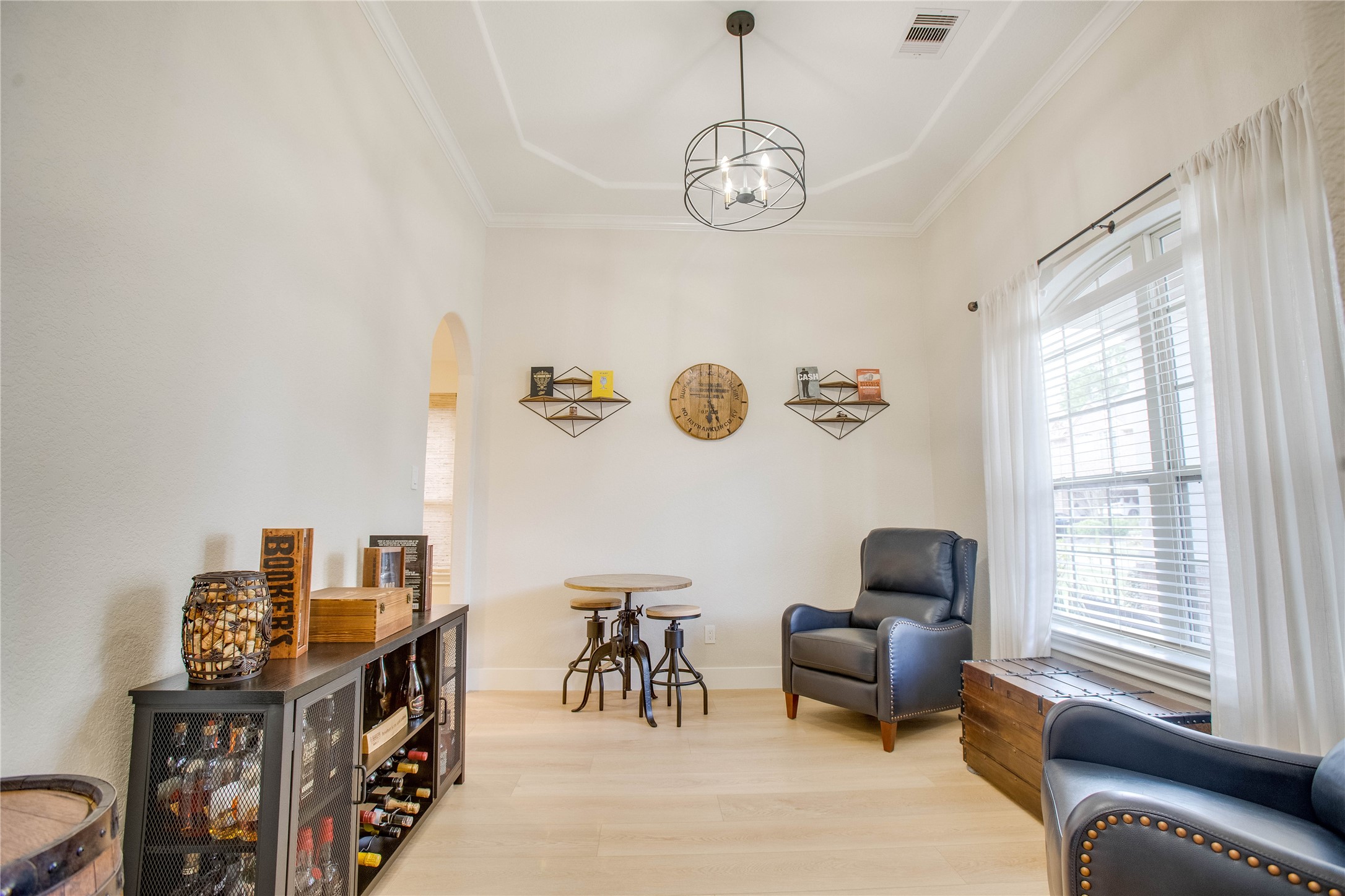 30 Fraiser Fir Place Spring, TX 77389 - Photo 5 of 35 a view of a livingroom with furniture and a window