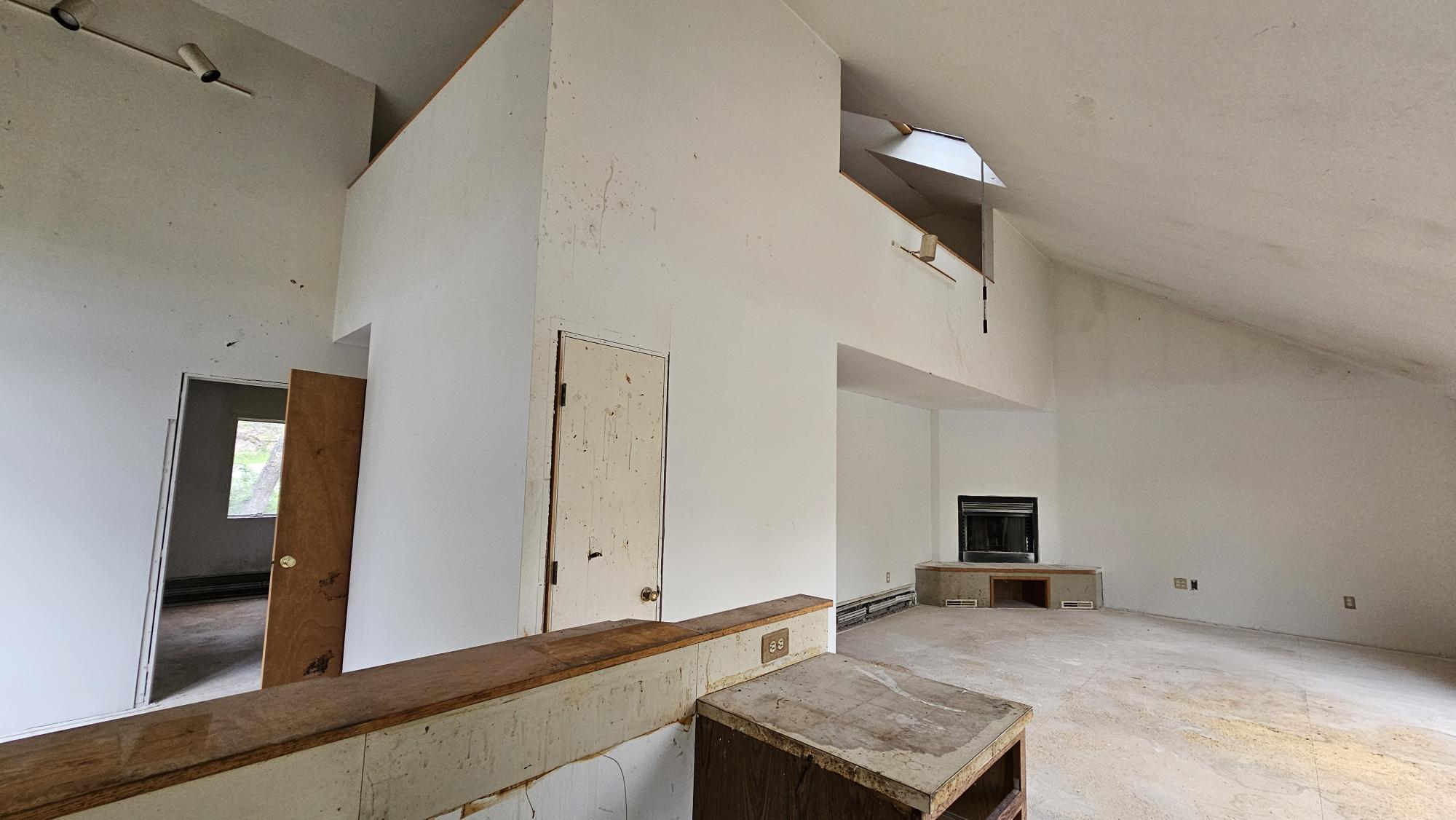 37 Cobb Road Camden, ME 04843 - Photo 9 of 42 20260519_171904