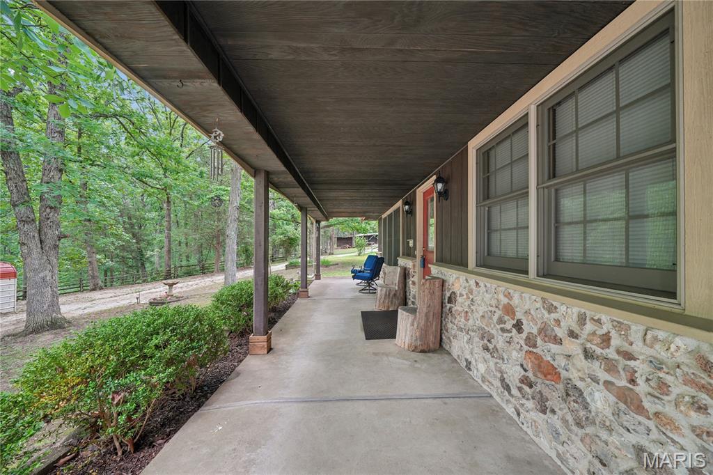 7957 County Line Road Robertsville, MO 63072 - Photo 4 of 31