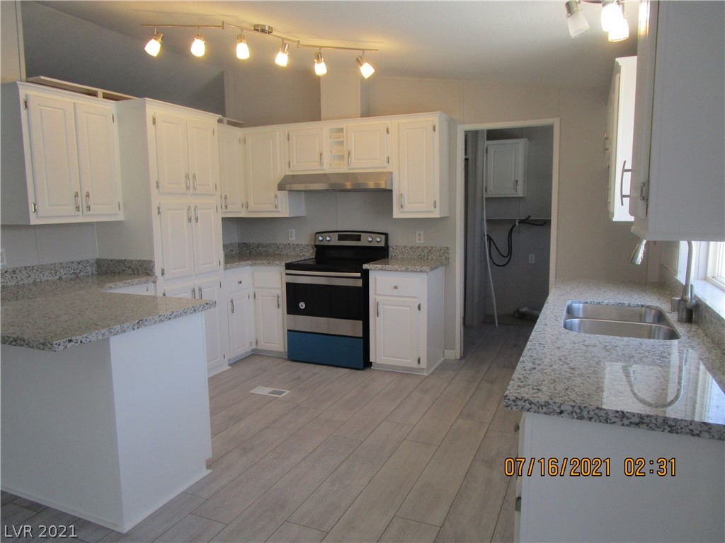 610 East Simkins Road Pahrump, NV 89060 - Photo 15 of 38 Gallery Image 15