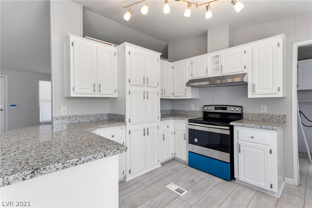 610 East Simkins Road Pahrump, NV 89060 - Photo 16 of 38 Gallery Image 16