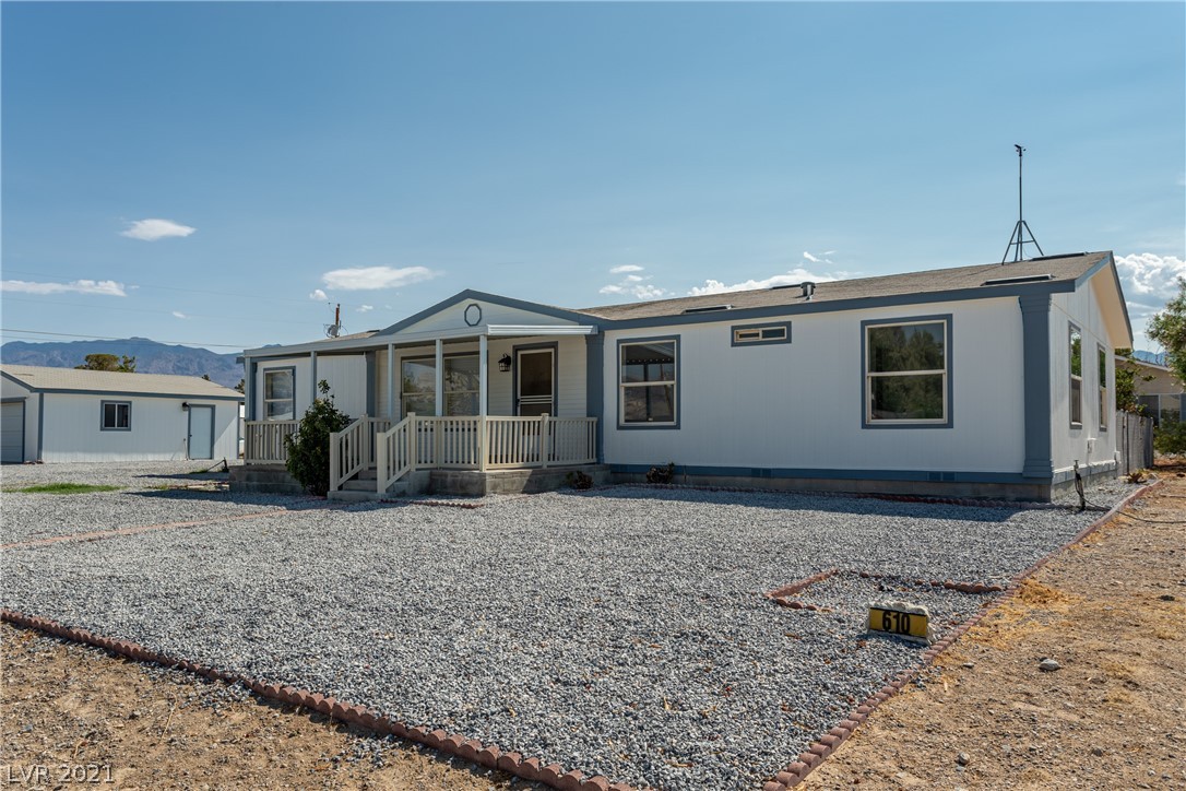 610 East Simkins Road Pahrump, NV 89060 - Photo 5 of 38 Gallery Image 5