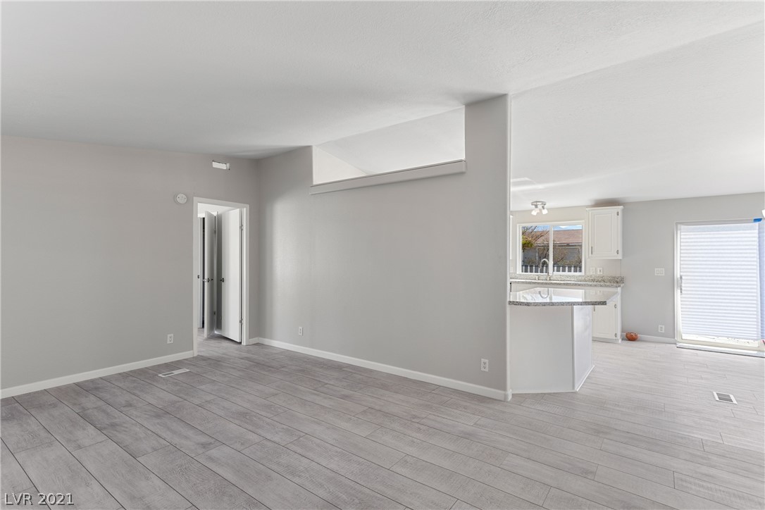 610 East Simkins Road Pahrump, NV 89060 - Photo 9 of 38 Gallery Image 9