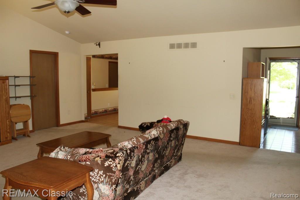 45031 Saltz Road Canton, MI 48187 - Photo 7 of 25