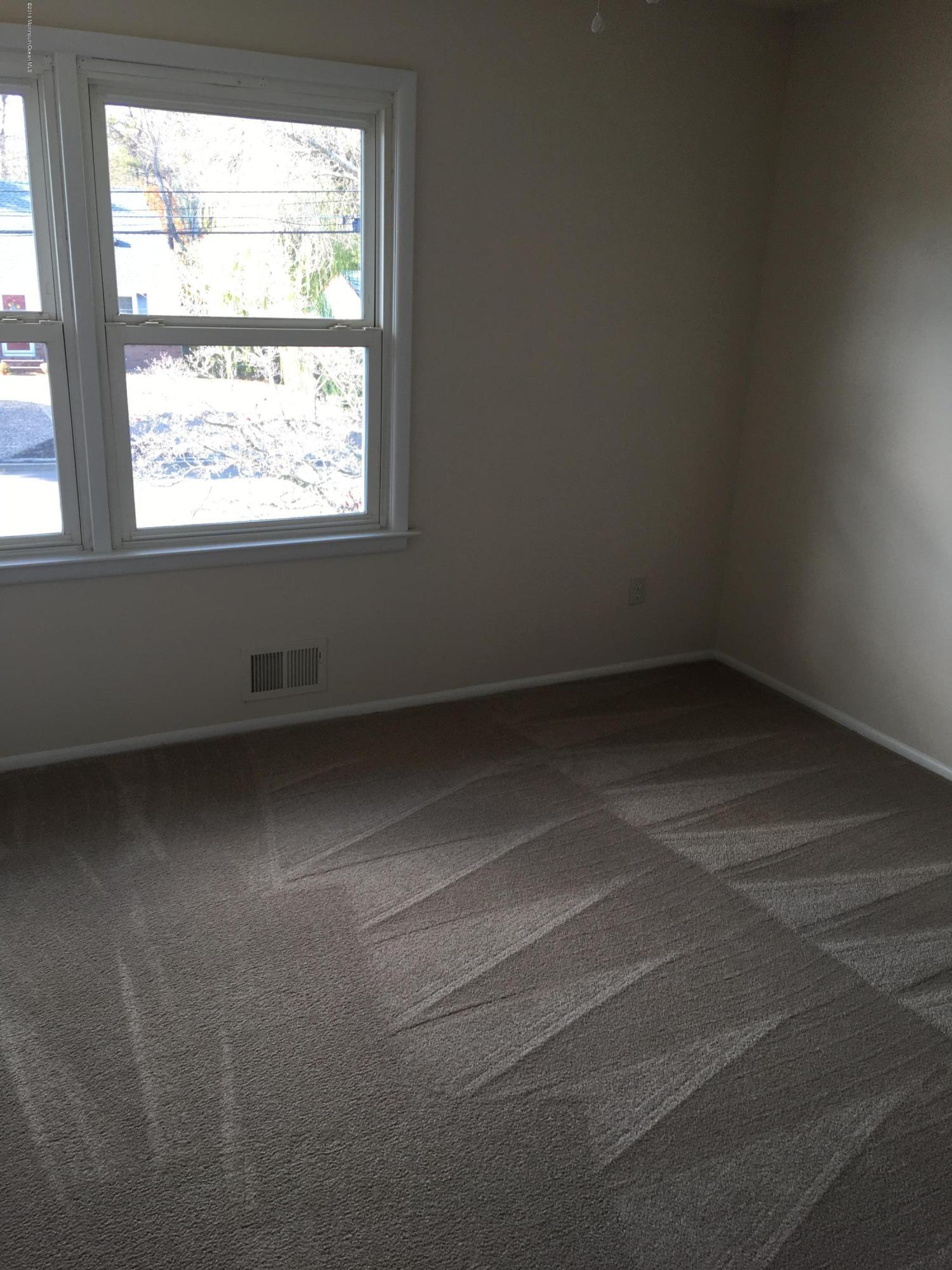 33 Heather Road Toms River, NJ 08753 - Photo 12 of 14 Photo Nov 22, 2 05 30 PM