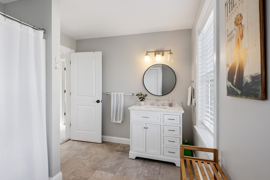 16 R Gannett Road Scituate, MA 02066 - Photo 13 of 20