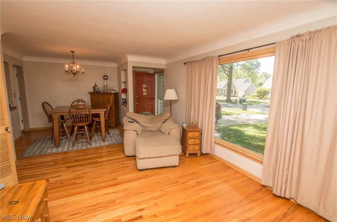 1159 Haverston Road Cleveland, OH 44124 - Photo 7 of 28