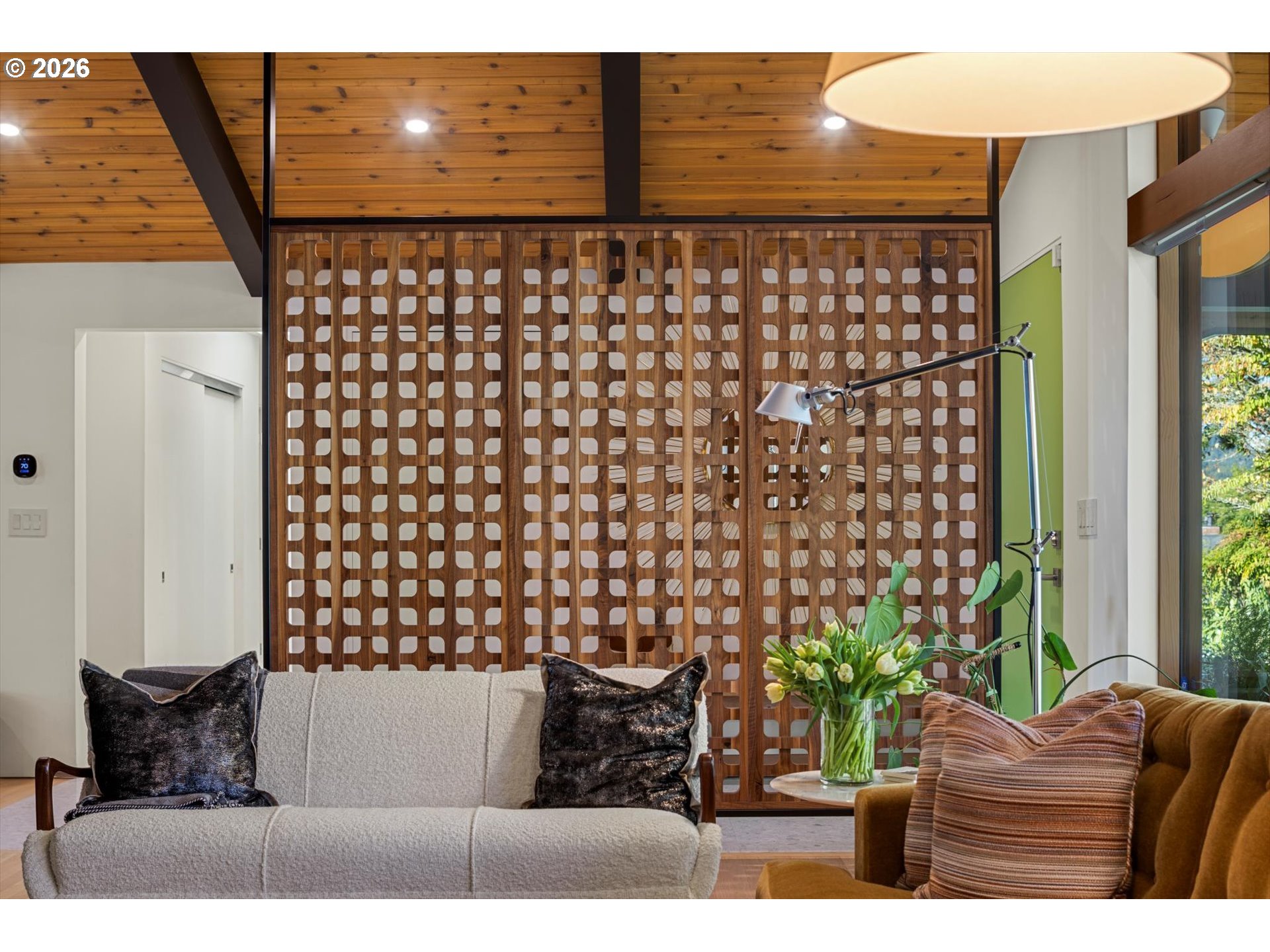 6055 Southwest 90th Avenue Portland, OR 97223 - Photo 12 of 43