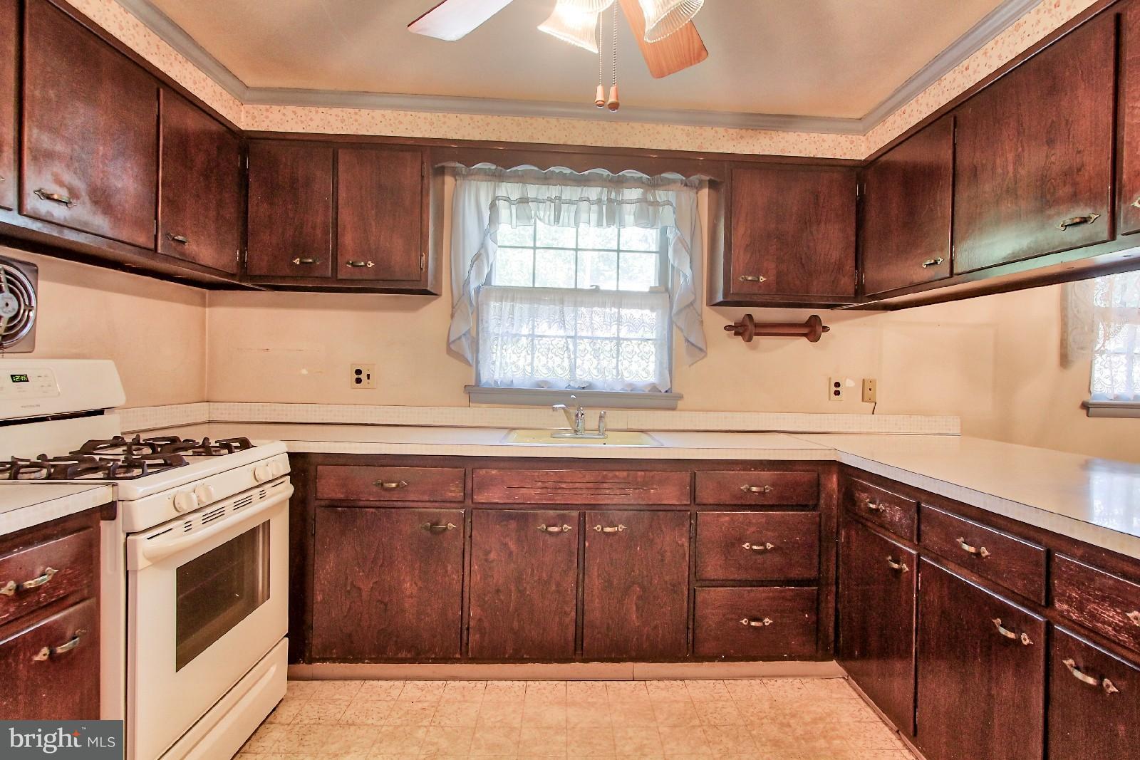 1250 Toann Road York, PA 17403 - Photo 11 of 27 Gallery Image 11
