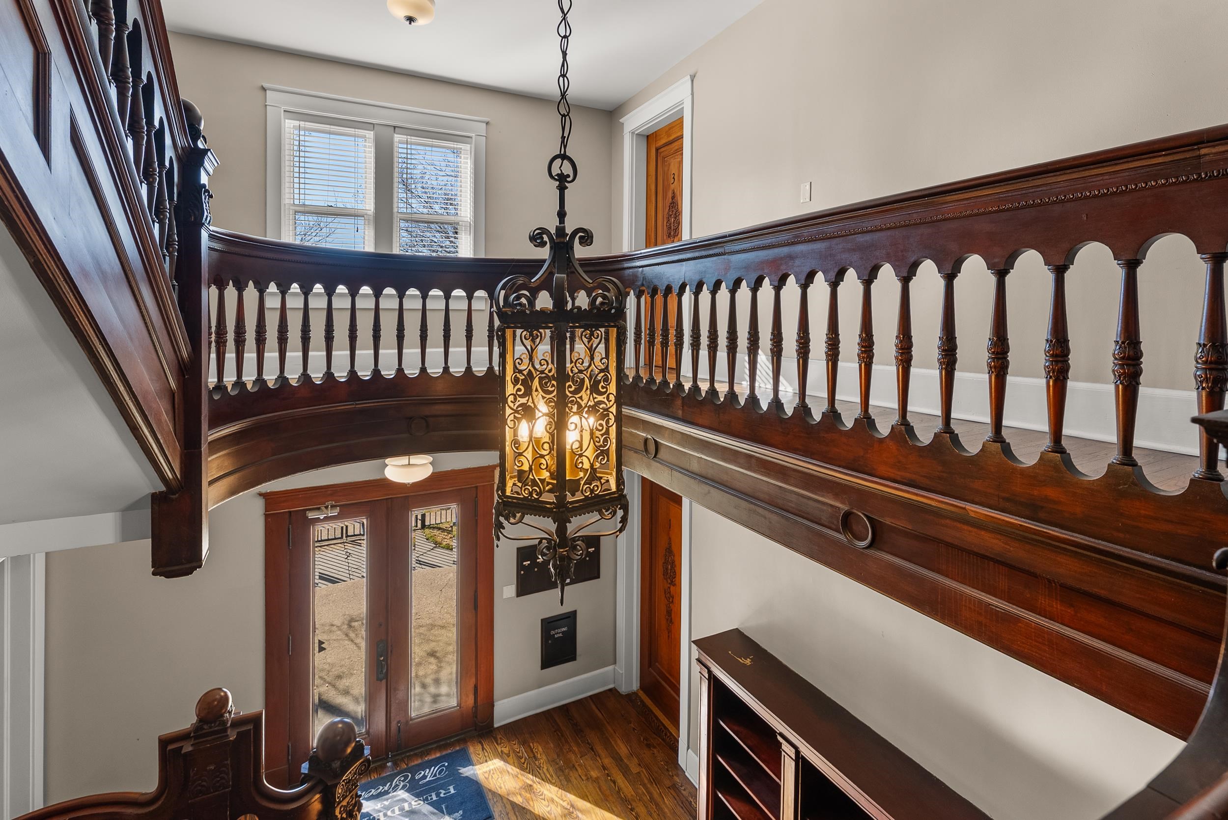 1116 Poplar Avenue, Unit 3 Memphis, TN 38105 - Photo 5 of 25 a view of a porch with wooden floor