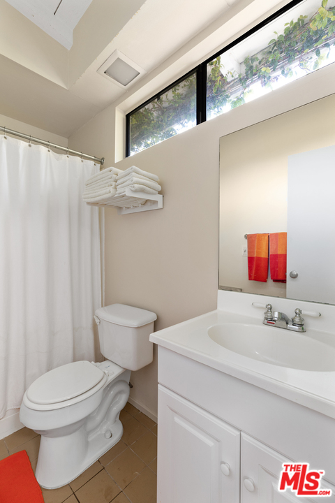 2155 Roscomare Road Los Angeles, CA 90077 - Photo 13 of 31