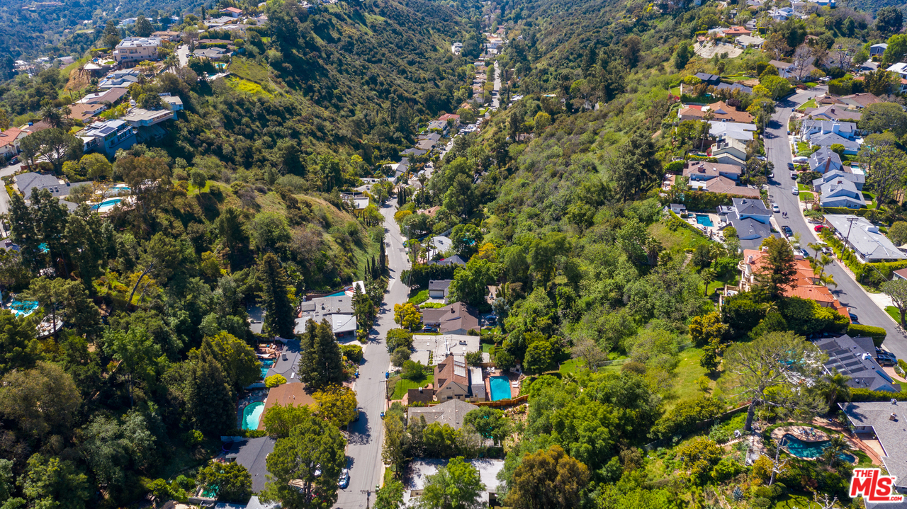2155 Roscomare Road Los Angeles, CA 90077 - Photo 27 of 31