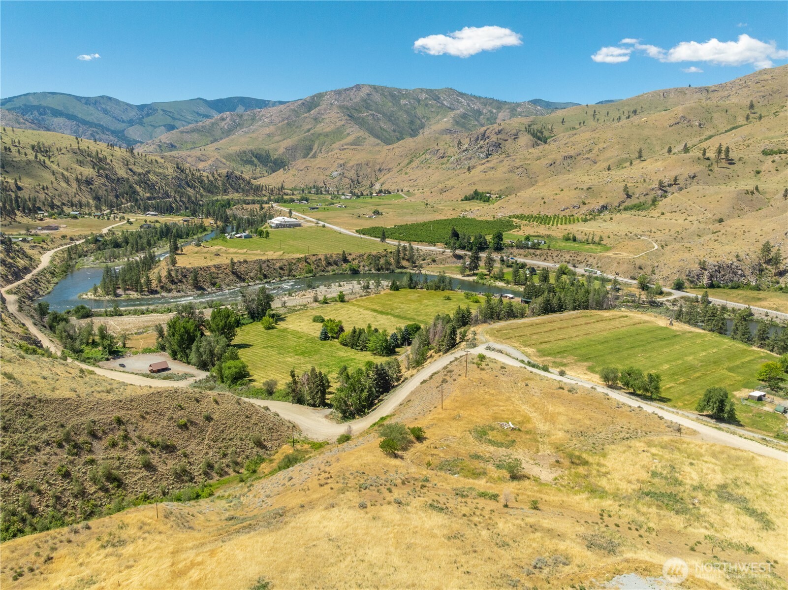 164 B Burma Road Pateros, WA 98846 - Photo 10 of 21
