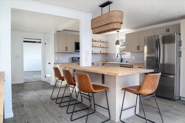 $510,000 | 18 Claffey Avenue, Worcester, MA 01606