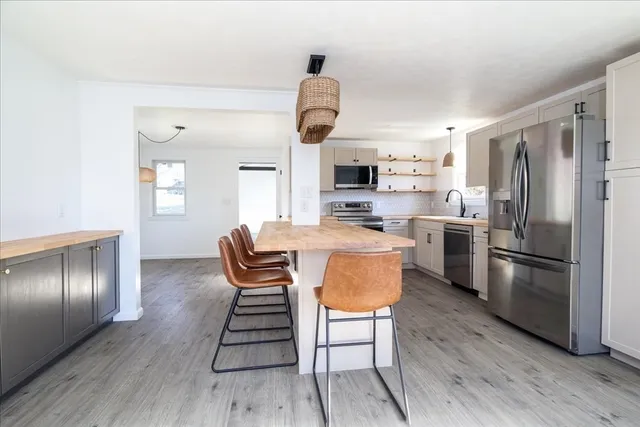 $510,000 | 18 Claffey Avenue, Worcester, MA 01606